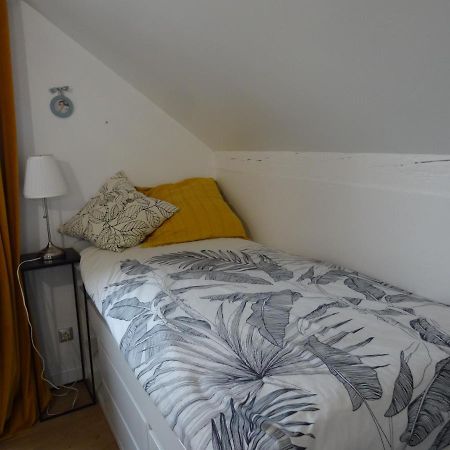 Maison D'Hotes Les Roses Tremieres Saclay Extérieur photo